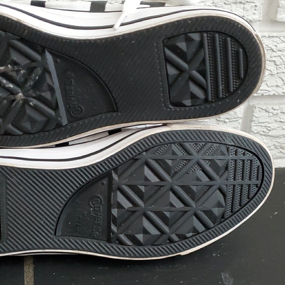 Converse All Star Black and White Chevron Geometric Sneakers Sz 7.5 - Picture 10 of 11